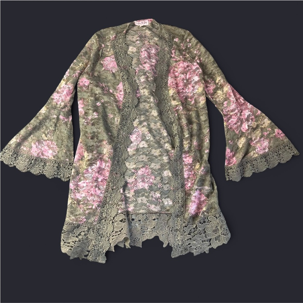 Jolie & Joy green and pink floral lace cardigan